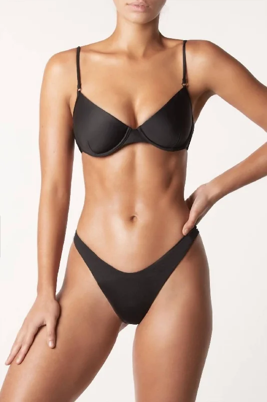 Underwire Bikini Top In Black